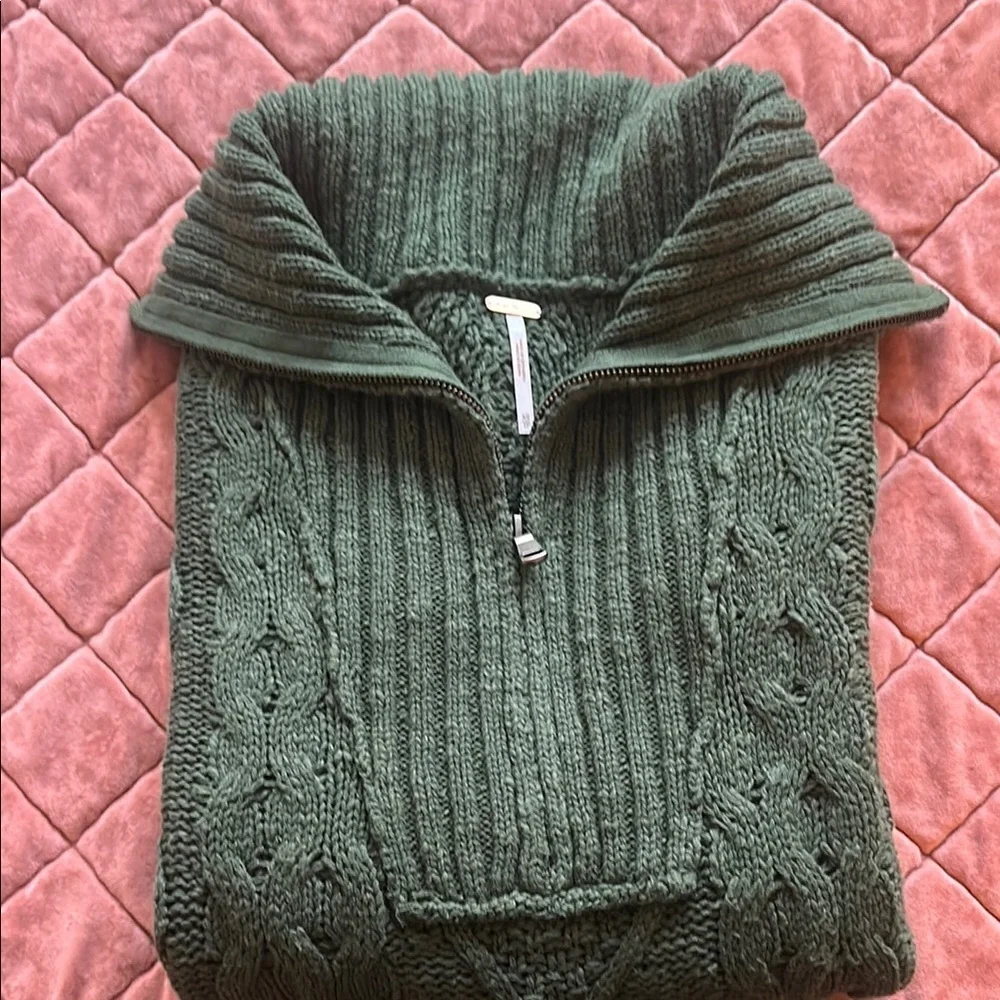 NEW Free People Green Cable Knit Zip Up Sweater